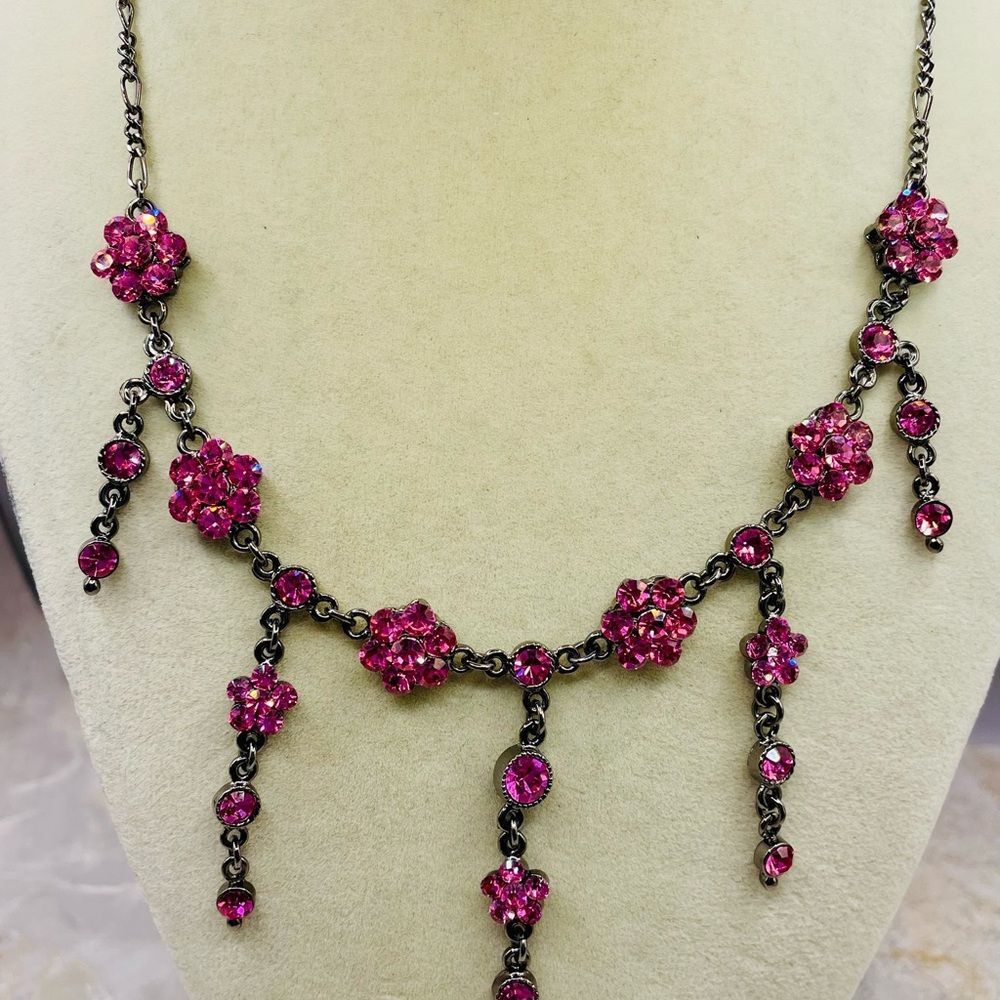 Vintage Pink Rhinestone Flower Dangle Bib Choker Necklace. Gunmetal tone.